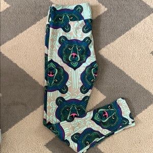 Lularoe mosaic bear leggings